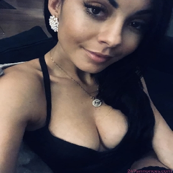 32 Year   Escort KIRIELLE IN Toulouse